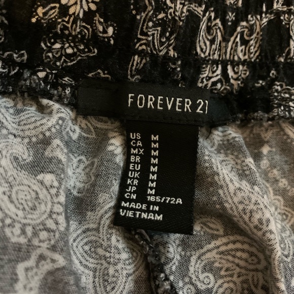 Black Lounge Shorts - Picture 3 of 3